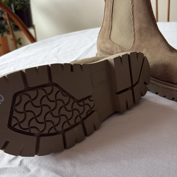 Birkenstock Brown Ankle Booties with Suede Finish - Picture 3 of 3